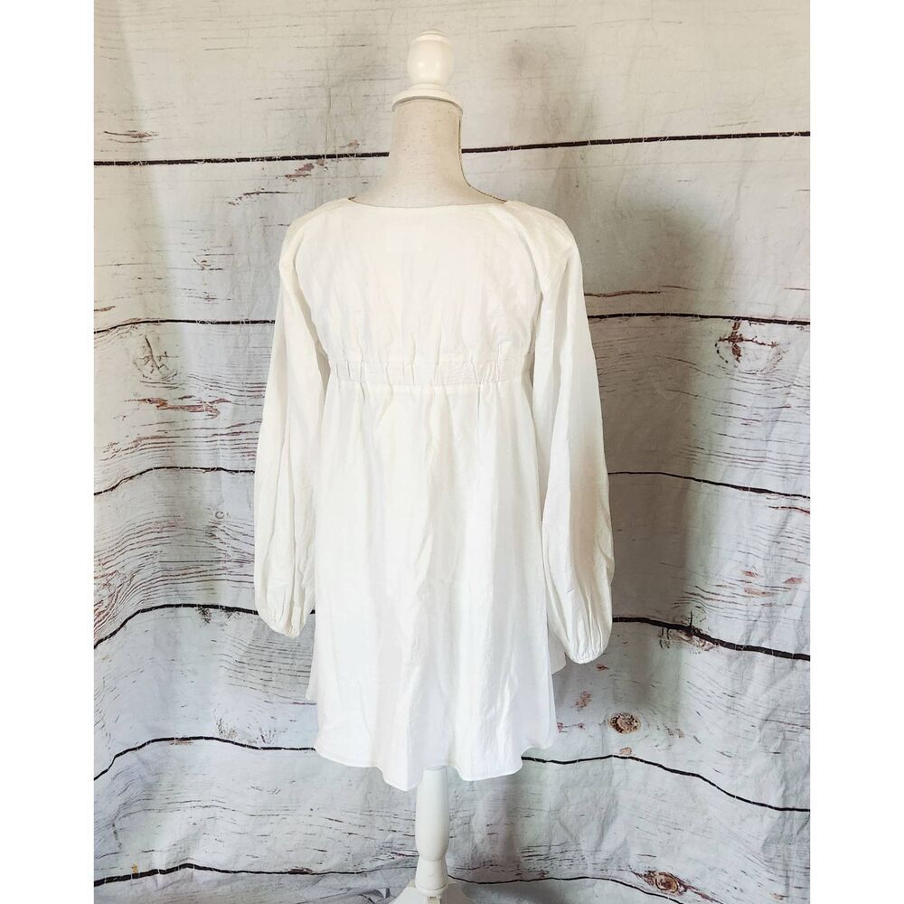 Sabo Skirt White Mini Dress - Picture 5 of 9